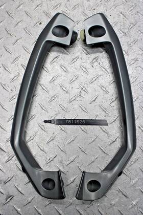 7811526 Bmw 2014 C600 Sport Left/right Rear Grab Handles