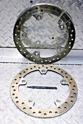 7811536 Bmw 2014 C600 Sport Front Left/right Brake Rotors Fr- 4.95mm Fl- 4.94mm