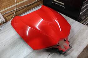 Can-am 705009069 2008 Can-am Spyder Gs 990 Se5 Hood Storage Box Lid Cover Red