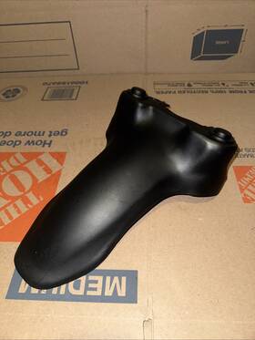 P2632001650 Genuine Scooter Co. Oem 21 Roughhouse 50 Front Fender Plastic Mud Guard Used P263200 P2632001650 Genuine Scooter Co. Oem 21 Roughhouse 50 Front Fender Plastic Mud Guard Used P263200