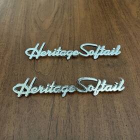 14142-86 Harley Davidson 42825 Oem Heritage Softail Front Fender Emblems Medallions Nameplates