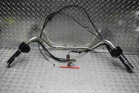 2206260 Harley-davidson 2003 Road King Anniversary Efi Flhri Handlebars With Bar Switches