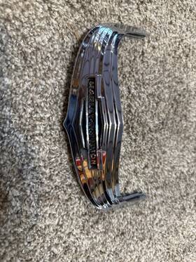 59019-05-002 Harley-davidson Used - Front Fender Tip Trim Softail Deluxe 59019-05