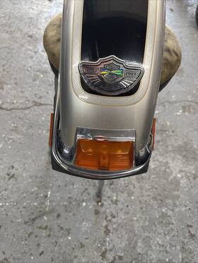 59085-03bds Harley-davidson 2003 Flh 100th Ann Front Fender Used Sillver/ Black