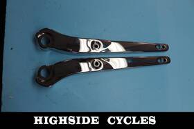 59138-06a Harley-davidson 1364 13 Dyna Rear Fender Strut Frame Covers