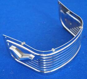 59146-96 Harley-davidson Genuine Touring Softail V-logo Chrome Fender Skirt 1980-2013