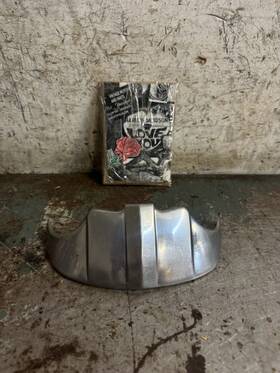 59215-49 Harley-davidson 48-58 Panhead Flathead Front Fender Oem Tip Badge