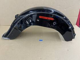 59500259bhy Harley-davidson Oem Flsnt Softail Deluxe Rear Fender Vivid Black