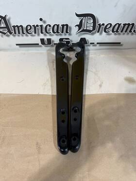 59500509 Harley-davidson 5050221 Dyna Fxd Black Rear Fender Strut Cover
