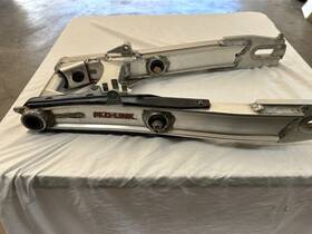 52100-ma2-000 Honda 1981 1982 Cbx 1000 Super Sport / Swingarm Rear Arm Pro - Link