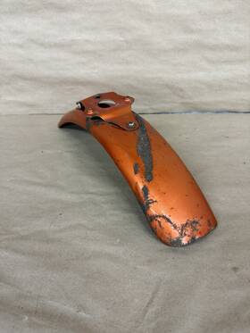 61100-118-000dd Honda 1974 Xl70 Front Fender Mount Bracket Orange Oem Sl70 Mud Guard