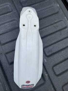 61100-gcf-670za Honda 1997 1998 1999 Oem Factory Xr70r Xr 70 70r Front Fender Shasta White