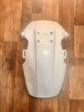 61100-hb7-000za Honda Fatcat Front Fender