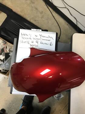 61100-mel-000zj Honda 61100-mfl-000zj Oem Front Candy Red Fender Used