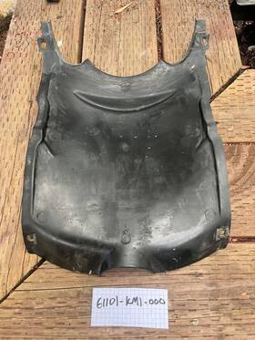 61101-km1-000 Honda Elite 250 Ch250 - Lower Front Fender Oem