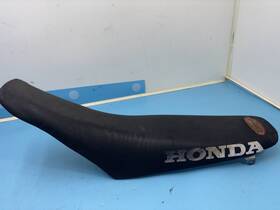 77100-kz3-610 Honda 1995 Cr125 Seat Assembly