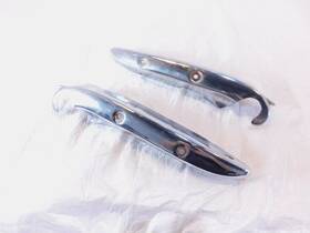 77340-mz5-000 Honda 77330-mz5-000& 94-03 Vf750 Vf750c Magna 750 Chrome Left And Right Rear Fender Strut Covers