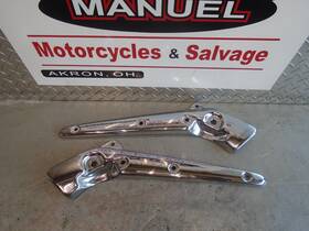 77340-mea-a20 Honda 2008 Vtx1300t Rear Chrome Fender Struts