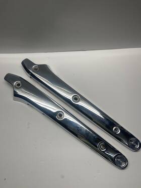 77330-meg-900 Honda 77340-meg-900/77330-meg-900 2006 Shadow Vt750c Vt 750 Rear Fender Left And Right Grab Rails Oem