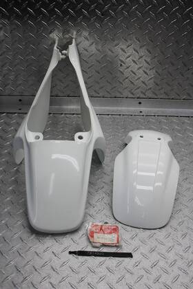 7814920 Honda 1988-1999 Z50r Oem Front And Rear Fender Set New