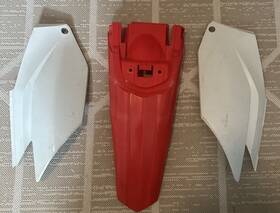 80100-k99-a000 Honda 19 20 21 Rear Fender And Lh Rh Side Covers Crf250f Genuine Oem