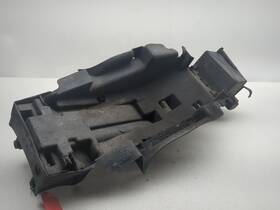 80100-mat-670 Honda 97-03 Cbr1100xx Blackbird Cbr1100 Rear Fender Undertail Battery Tray