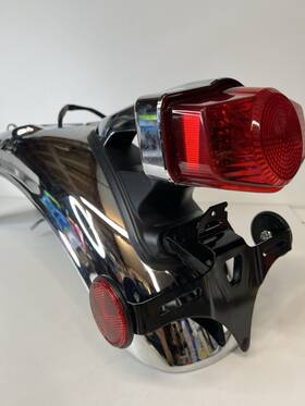 80100-mgc-a21 Honda 2013 2014 Cb1100 Rear Chrome Fender A Oem Taillight License Bracket Mint 80100-mgc-a21 Honda 2013 2014 Cb1100 Rear Chrome Fender A Oem Taillight License Bracket Mint