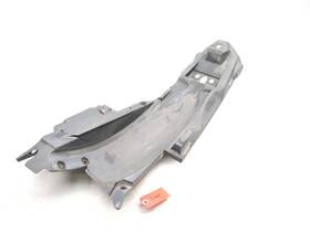 80101-k1t-e100 Honda 21-24 Crf 300 Rear Inner Fender Support