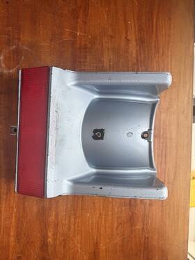 80102-mg9-770zl Honda 1985 Gl1200 Goldwing Limited Middle Rear Fender 80102-mg9-7700