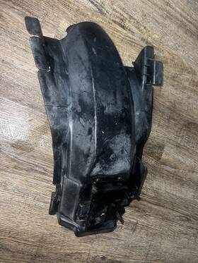 80105-mb1-700 Honda 1982-1985 Magna Vf700 Vf750 Vf1100 V45 V65 Oem Rear Fender Mud Flap