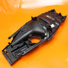 80105-mjc-a00 Honda 13-17 Cbr600rr Oem Rear Back Tail Undertail Battery Tray Plastic