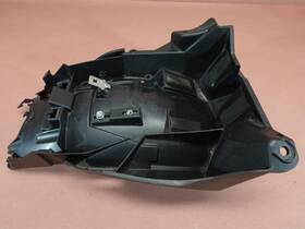80200-mgc-n200 Honda 2013-2016 Cb1100 Rear Under Seat Mudguard