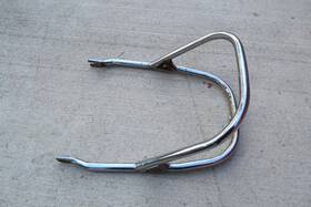 84101-463-000 Honda 1981 Gl1100 Goldwing Rear Fender Grab Bar Bumper Support Bracket