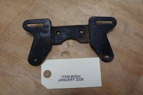 84701-460-840 Honda 1982 Cb650sc Nighthawk 650 License Plate Mount Bracket Oem