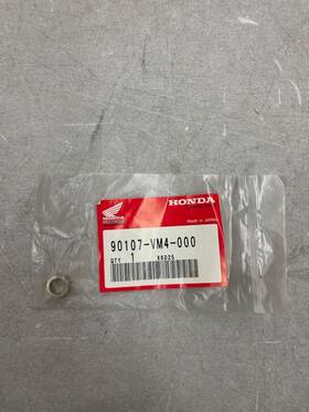 90107-vm4-000 Honda Genuine Oem Nos Rear Fender Collar Discontinued