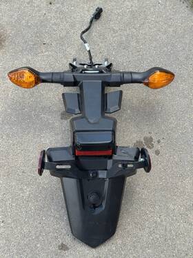 Mlhc75119l5205097 Honda Oem Grom Rear Fender / Blinkers Reflectors And License Plate Mount