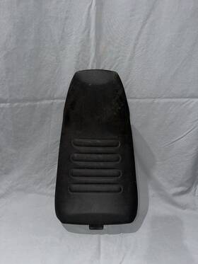 28007040000 Husqvarna 2019 Svartpilen 401 Main Seat