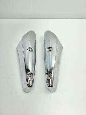 14091-0675 Kawasaki 2005-2008 Vulcan Vn 1600 Mean Streak Oem Rear Fender Grab Rail Cover