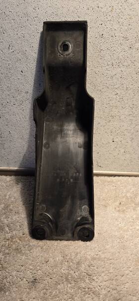 140910070 Kawasaki 2005 Vulcan Vn2000 Rear Fender Cover