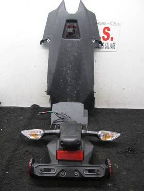 35019-0639 Kawasaki 35023-0438 24 25 Ex500 Ex 500 Ninja Inner Fender Tag Bracket Rear Signals