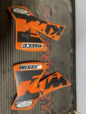 46108051000 Ktm 2002 - 2008 65sx Radiator Fairing Plastic Fender Panels Oem 2006