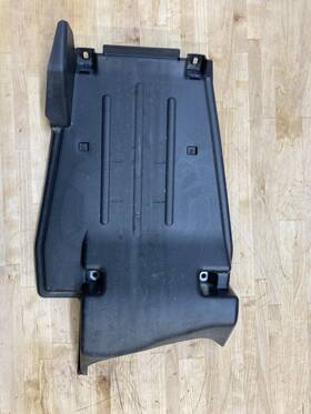 587805 Royal Enfield Himalayan 411 Rear Fender Mudguard Piece Inner