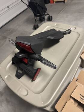 Gsx-8r Suzuki 013388250028 Like New Factory Rear Fender 2024