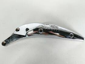 171227 Suzuki 06 M109r Vzr1800 Rear Fender Support Struts Damaged