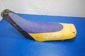 45100-28c10-k33 Suzuki 1991 89-91 Rm250 Oem Seat Base Padding Need New Cover