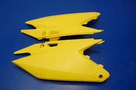 47111-36f01-yu1 Suzuki 2001 01-06 Rm125 Rm250 Seat Railing Side Plate Shroud Cover Frame 47111-36f01-yu