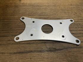 53114-06b00 Suzuki Gsxr1100 Front Fender Brace