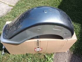 63100-10f10-la1 Suzuki 2003 Vl 1500 Intruder Lc Rear Fender Used-slight Damage