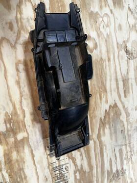63111-31f10 Suzuki Rear Fender Pn Oem 2000 2001 2002 2003 2004 2005 Gsf1200