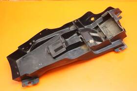 63111-40f10 Suzuki 2001-2002 Gsxr 1000 Oem Rear Back Tail Undertail Battery Tray Plastic